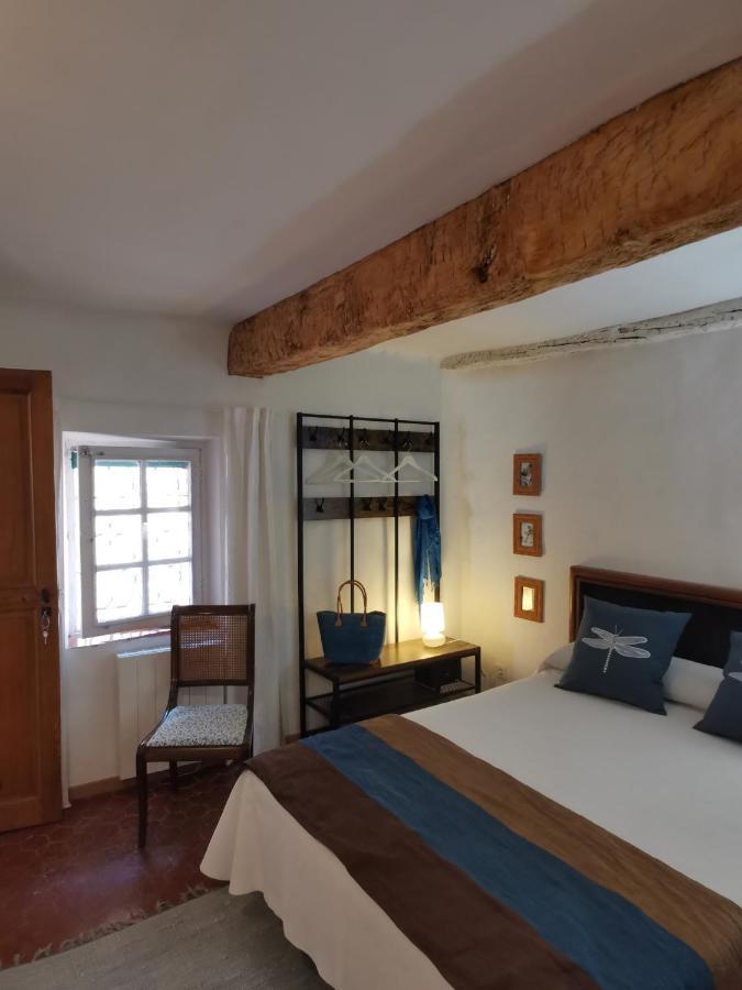 Ana'S Guest House Chambres D'Hotes Aups Eksteriør bilde